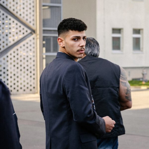 Directed by Olivia Retzer & Juri Sternburg